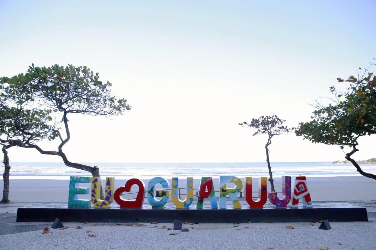 Apartamento 4 Quartos, 3 Banheiros, Vista Para O Mar Pitangueiras, Sacada, 1 Vaga De Garagem, Apenas 50 Metros Do Mar Guaruja Luaran gambar